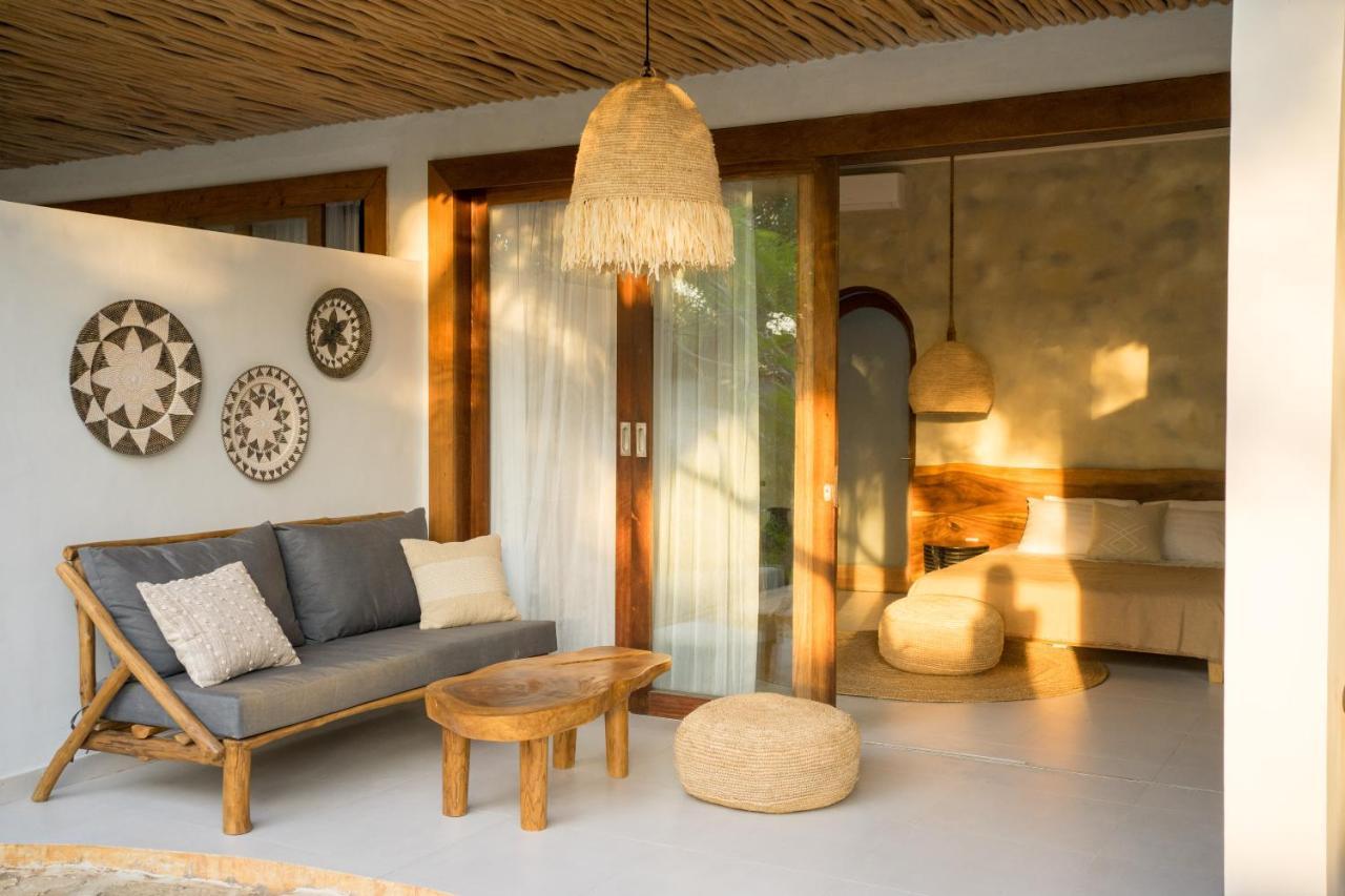 Nagara Boutique Hotel Jimbaran Buitenkant foto